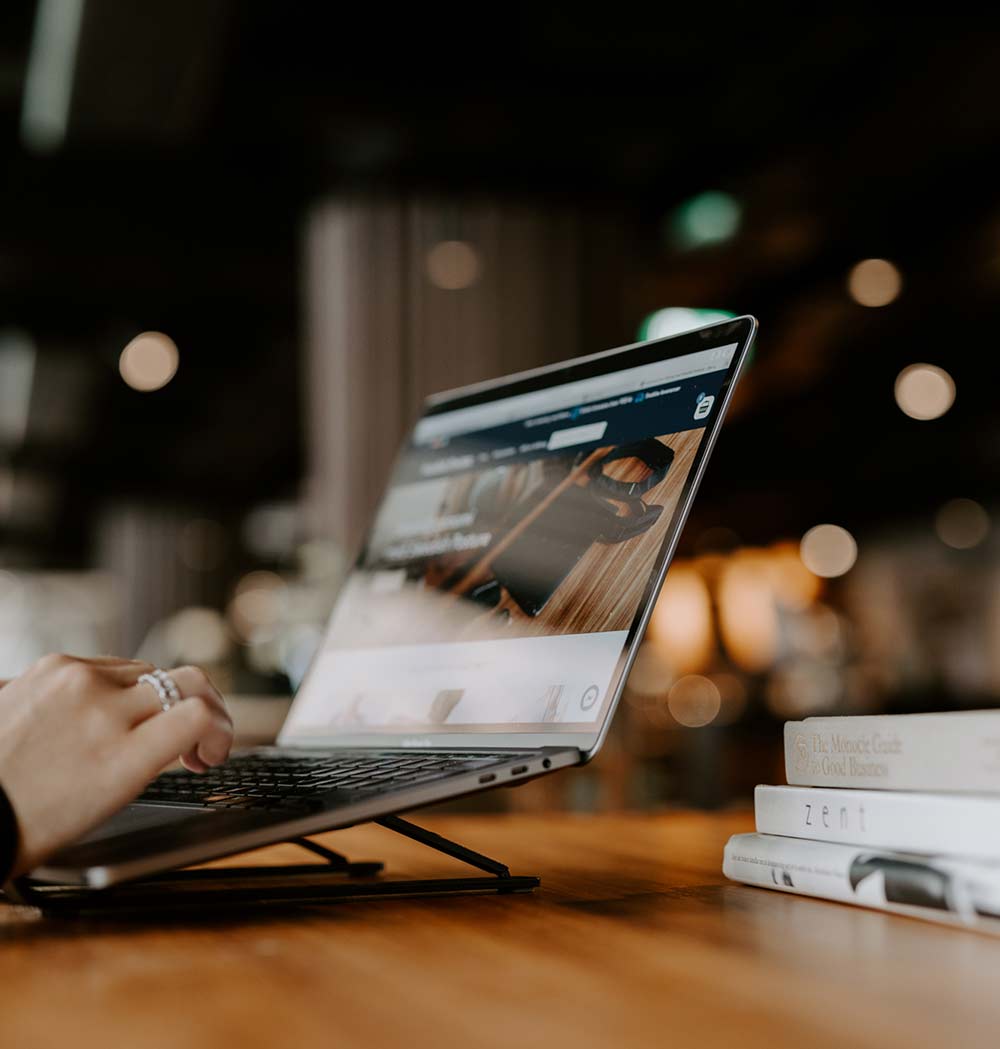 Ergonomic Laptop Stand-1